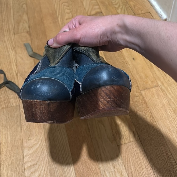 ‼️FREE PEOPLE clogs‼️ - Picture 2 of 13